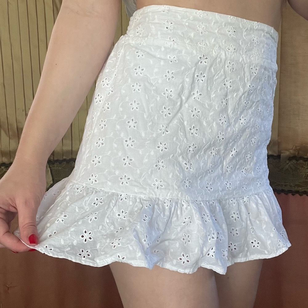 Kendall and Kylie Floral mini skirt